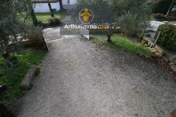 Vente                                                      Maison
                        
                     5 pièces                      146 m2                     à Ploërmel