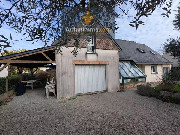 Vente                                                      Maison
                        
                     5 pièces                      146 m2                     à Ploërmel