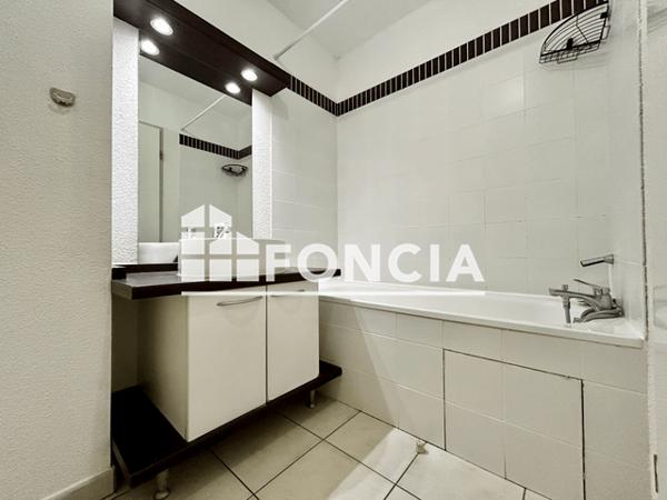 Location Appartement 3 pièces 52.48 m² - 2 ET 4 CHEMIN DU VIEUX CANAL Carcassonne 11000