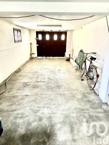 Maison traditionnelle 4 pièces de 92 m² à Séméac (65600)