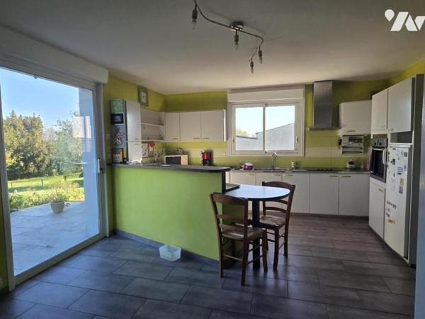 Maison individuelle avec accès de plain-pied, 143 m2 habitables, 5 chambres, sur terrain de 3.663 m2