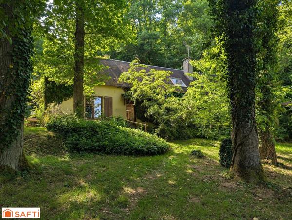 A 2h de Paris, maison de caractère au cœur d'un écrin de verdure