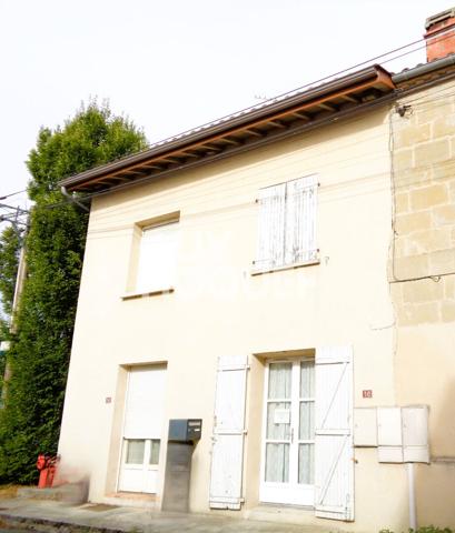 Ensemble immobilier de 2 logements avec rapport locatif à Saint Barthélémy d'Agenais