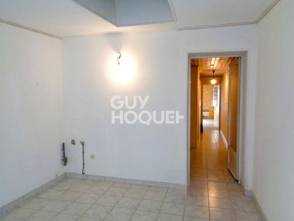 Ensemble immobilier de 2 logements avec rapport locatif à Saint Barthélémy d'Agenais