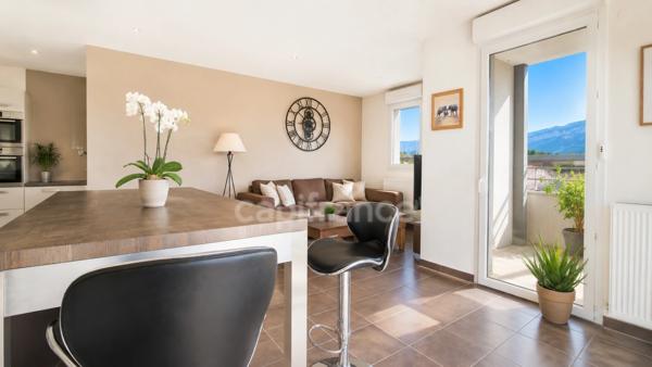 Appartement à vendre 4 pièces SAINT GENIS POUILLY (01)