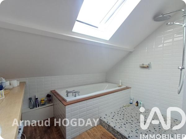 Maison à vendre 5 pièces 103 m² Sainte-Gemmes-sur-Loire