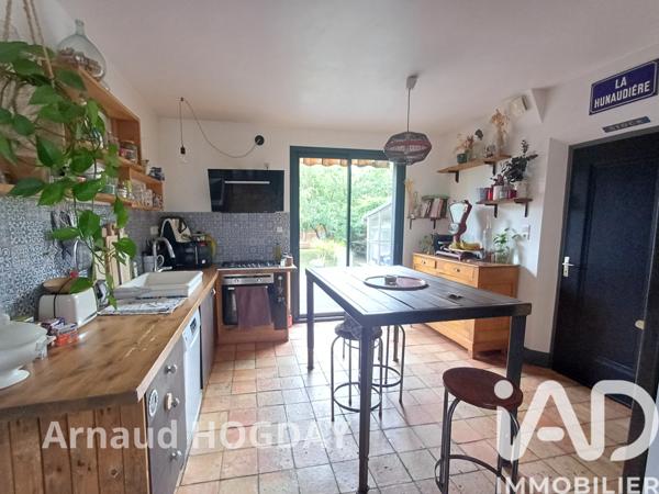 Maison à vendre 5 pièces 103 m² Sainte-Gemmes-sur-Loire