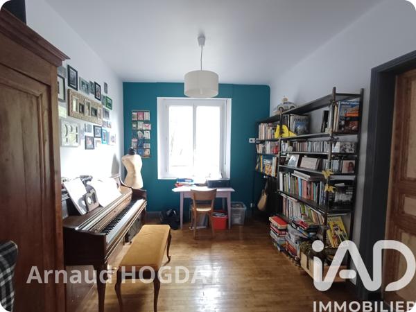 Maison à vendre 5 pièces 103 m² Sainte-Gemmes-sur-Loire