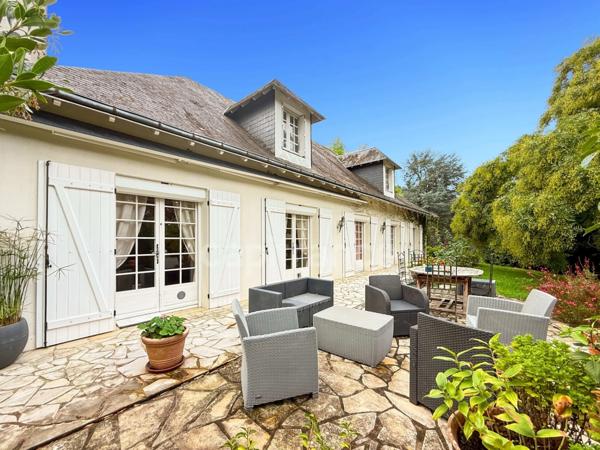 Dept de la Vienne 86 A vendre propriété de 8 pièces Terrain 10629 m2 CHATELLERAULT (86)