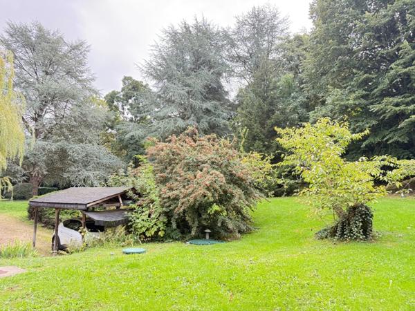 Dept de la Vienne 86 A vendre propriété de 8 pièces Terrain 10629 m2 CHATELLERAULT (86)