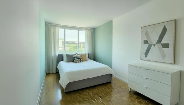 Appartement
         5 pièces
        - 104 m² Exclusivité 310 000 € *