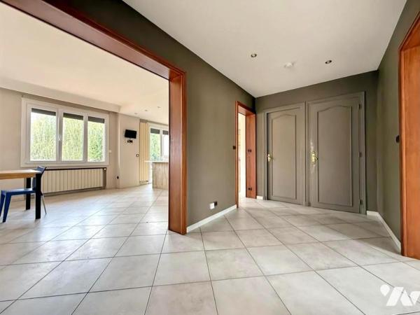 Grande maison de ville / 2 appartements indépendants 