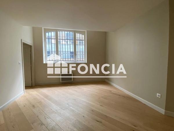 Location Appartement 2 pièces 44.12 m² - 1 RUE HENRI OUDIN Poitiers 86000