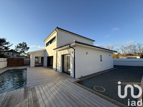 Maison à vendre 7 pièces 168 m² Blanquefort