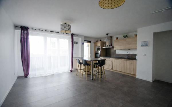 Appartement à vendre    4 pièces • 93 m2 Pau