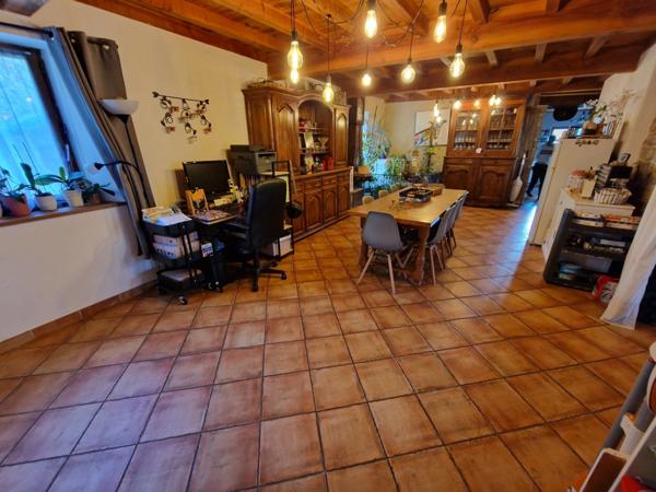 À vendre – Ensemble immobilier en pierre au cœur de la nature – Vernoux-en-Vivarais