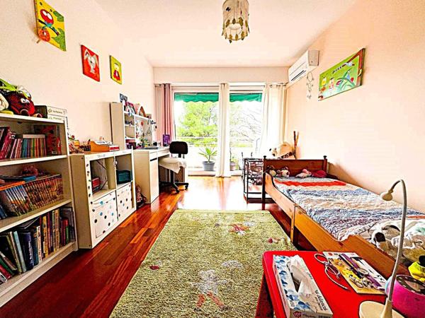 Au Cabot, magnifique T5 avec terrasse au calme