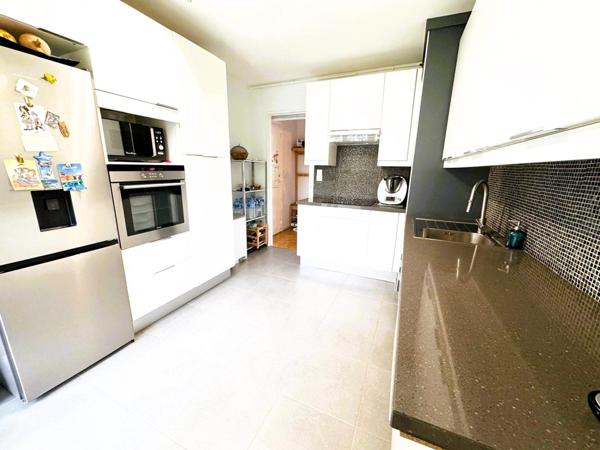 Au Cabot, magnifique T5 avec terrasse au calme