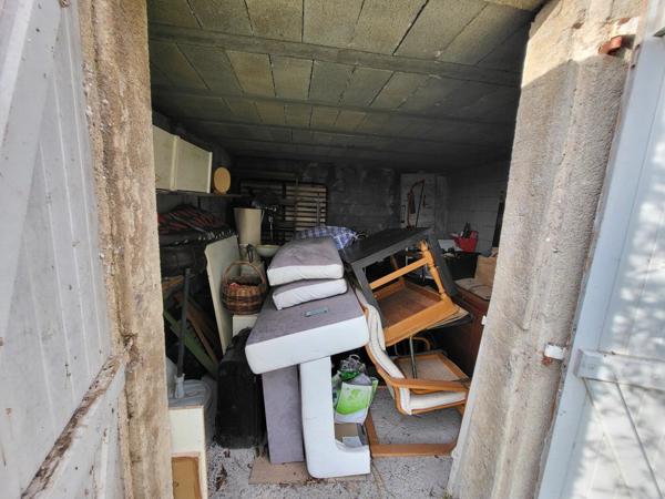 Terrain à vendre    Venelles