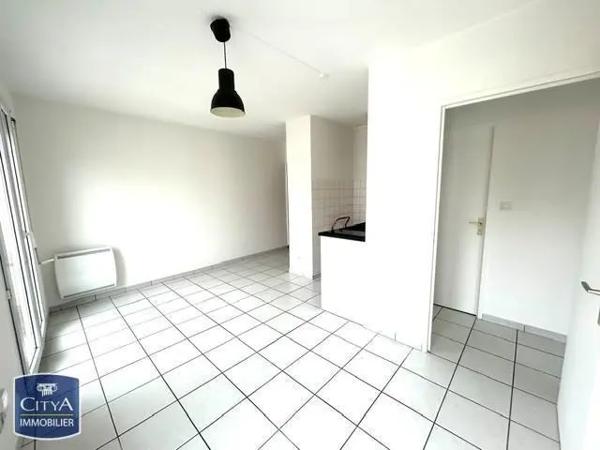 Appartement à louer 2 pièces 32m² Pamiers (09100)