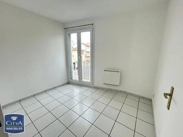 Appartement à louer 2 pièces 32m² Pamiers (09100)