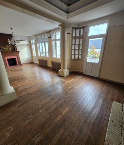 Appartement 4 pièce(s) 2 chambre(s) 141 m²