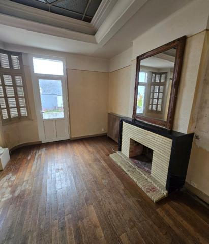 Appartement 4 pièce(s) 2 chambre(s) 141 m²