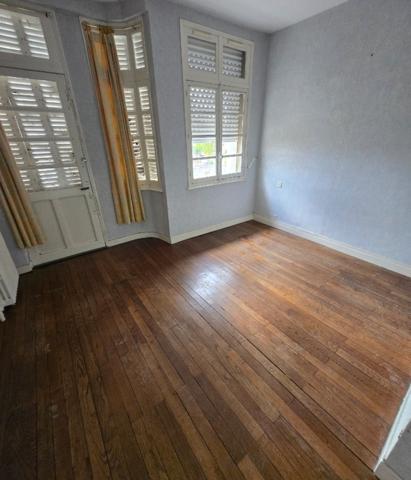 Appartement 4 pièce(s) 2 chambre(s) 141 m²