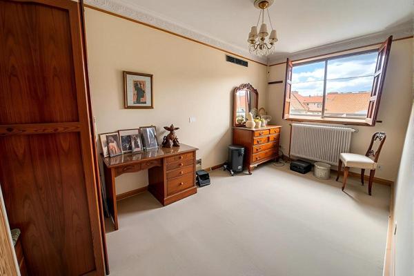 Maison de 4 chambres  173m2 + annexe de 38m2