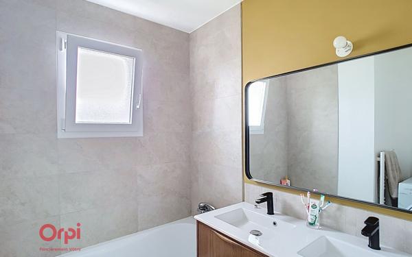 Maison à vendre    5 pièces •  Vertou