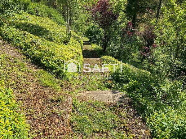 Coup de coeur pour cette Maison avec dépendances