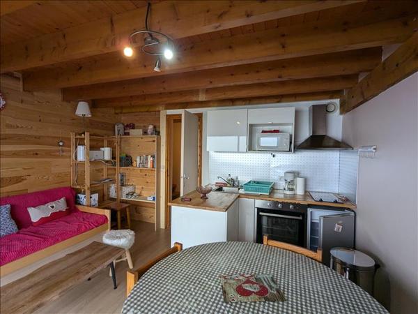 Appartement à vendre |  Ustou |  3 pièces | 36 m²