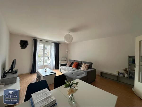 Appartement à louer 2 pièces 59m² Orléans (45000)