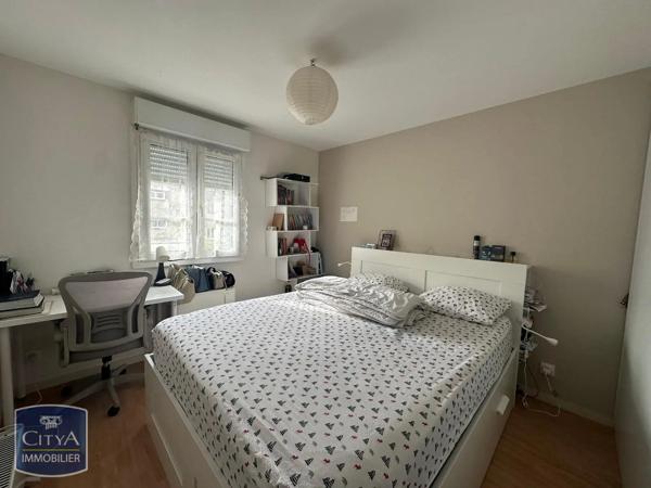 Appartement à louer 2 pièces 59m² Orléans (45000)