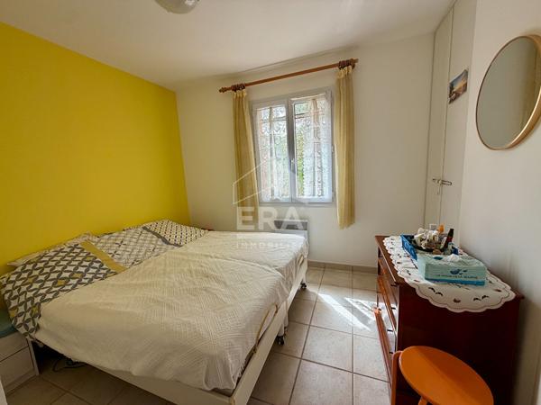 Maison de plain-pied 3 chambres avec jardin arboré ? Proche des commodités