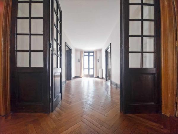 ELLE A SON CARACTERE