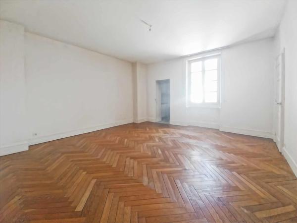 ELLE A SON CARACTERE