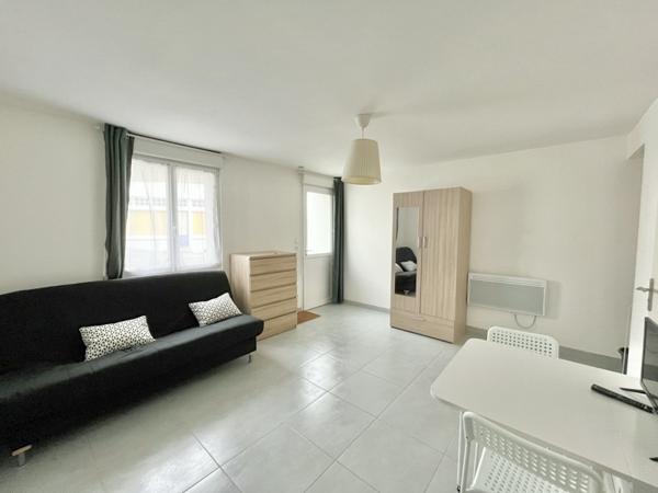 Appartement à louer 470 € CC Lesneven 1 pièce 22 m² DPE D