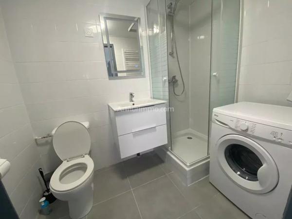 Location                                                      Appartement
                        
                     2 pièces                      18 m2                     à Aubagne
