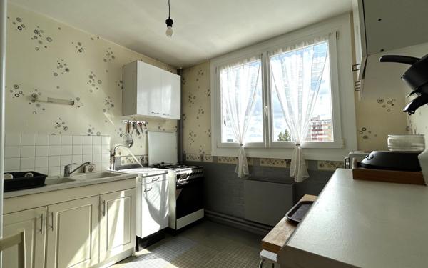 Appartement à vendre    4 pièces • 74,51 m2 Beauvais