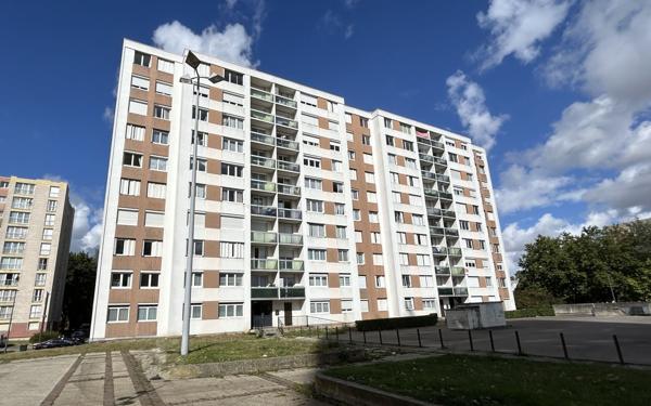 Appartement à vendre    4 pièces • 74,51 m2 Beauvais