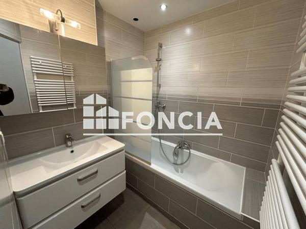 Location Appartement 2 pièces 50.27 m² - 231 RUE DES BOIS BLANCS Lille 59000