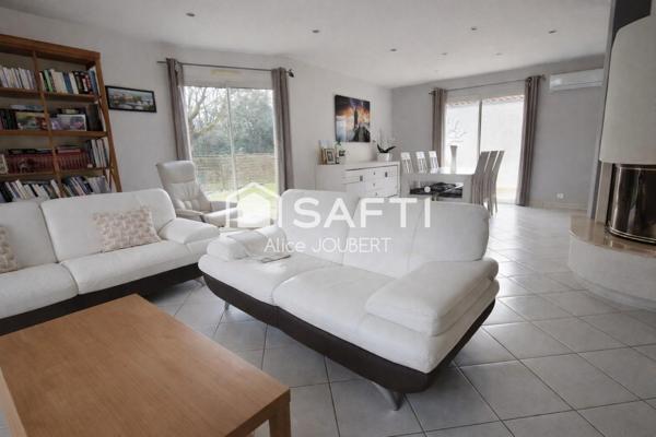 Maison en parfait état, proche mer, 3 chambres et un bureau