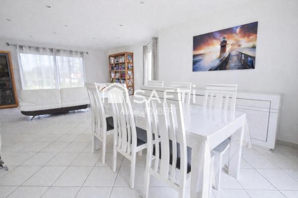 Maison en parfait état, proche mer, 3 chambres et un bureau