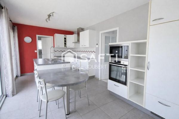 Maison en parfait état, proche mer, 3 chambres et un bureau