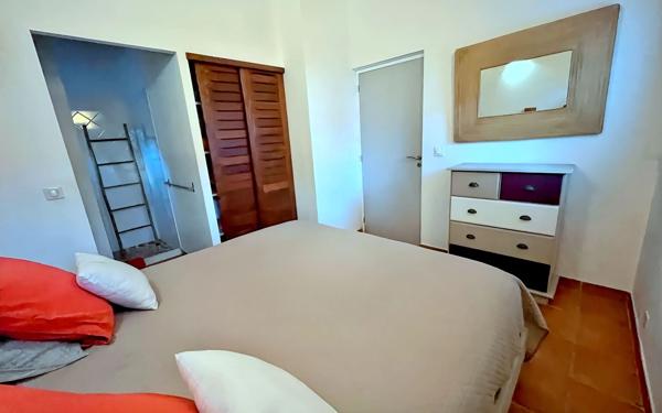 Maison à vendre    4 pièces • 120 m2 Saint-François