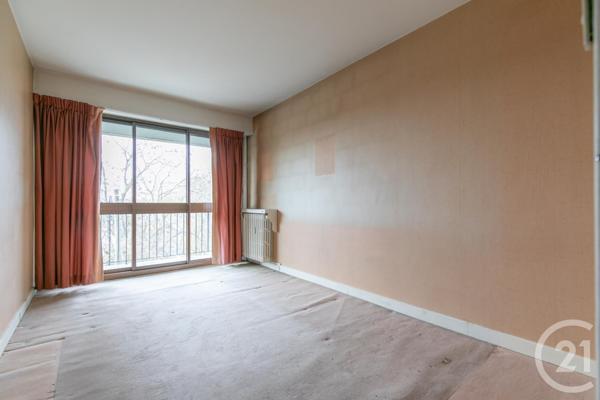 Appartement F6 à vendre  6 pièces - 108,21 m2 ST MAUR DES FOSSES - 94