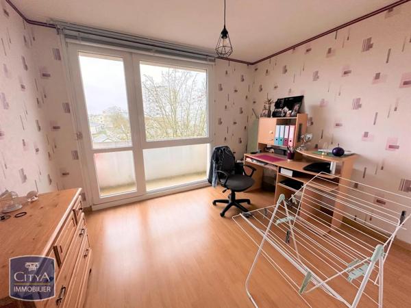 Appartement à louer 3 pièces 56.36m² Laon (02000)