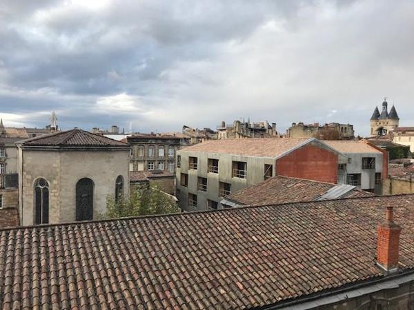 Appartement T3 - Bordeaux hyper centre - refait à neuf 