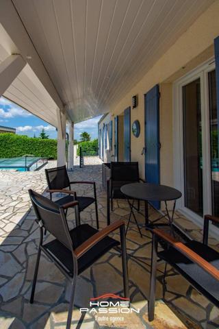 MESCHERS-SUR-GIRONDE  MAISON AVEC PISCINE, PROCHE PLAGE ET CENTRE-VILLE